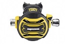 The XTX50 Octopus is a top-of-the-line Octopus in terms of features and performance. It provides the same features and performance as the XTX50 second stage and includes left / right hand reversibility. It comes with a high visibility yellow front cover and a 36 yellow hose. Suitable for cold water use (below 10 C / 50 F).