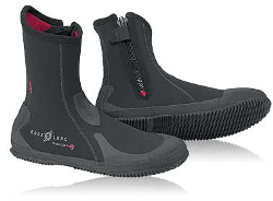 Aqua Lung 6.5 mm Superzip Ergo Boots | Aqua Lung Wetsuit Boots | Aqua Lung diving equipment has been used for many years by Public Safety dive and rescue teams worldwide and has a reputation for reliability, performance and durability. Core breathing system products such as Apeks regulators provide field-proven capability and performance for SCUBA and surface-supplied diving operations in all environments. Key dive accessories, including fins, diver knives, masks and snorkels, have become benchmark products for the professional diver and the Aqua Lung group continues to develop equipment designed to meet the needs of the Public Safety market. Significant recent developments include ruggedized buoyancy compensators for Military & Professional use, and surface-supplied diving equipment. | Authorized Online Dealer